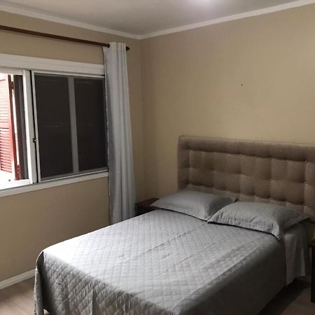 Apartamento na rua coberta Gramado Exterior foto