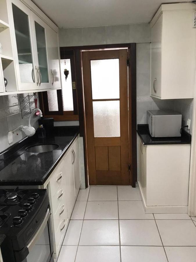 Apartamento na rua coberta Gramado Exterior foto