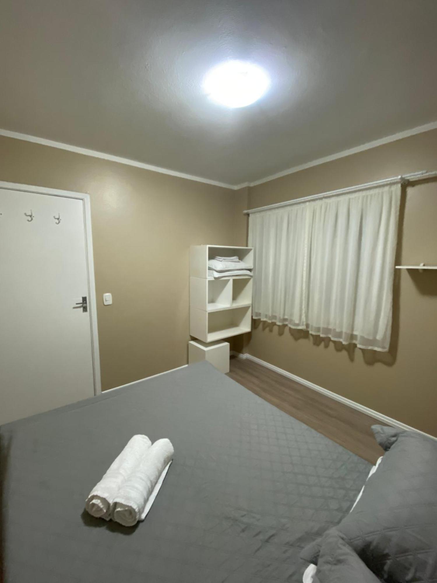 Apartamento na rua coberta Gramado Exterior foto