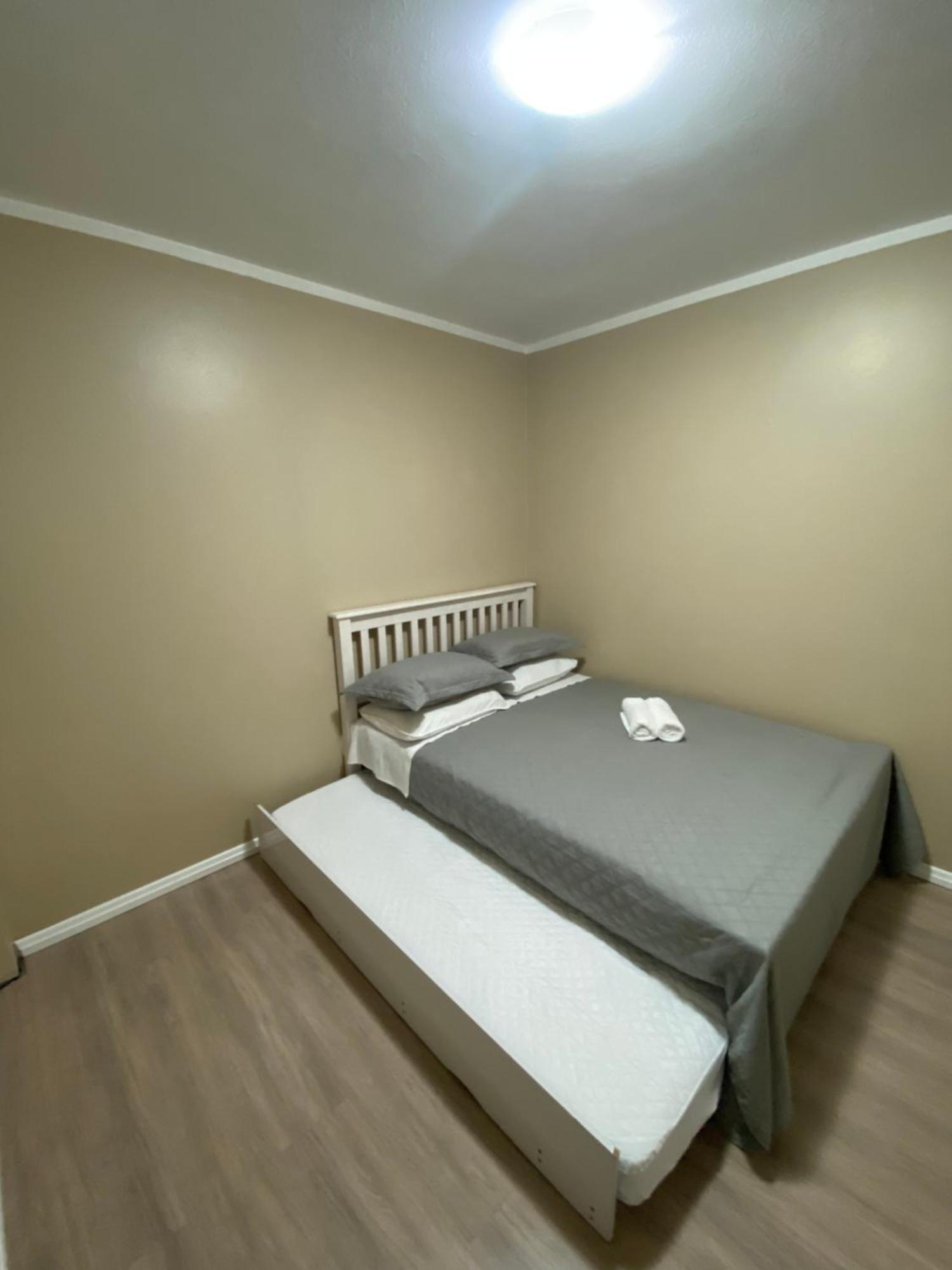 Apartamento na rua coberta Gramado Exterior foto